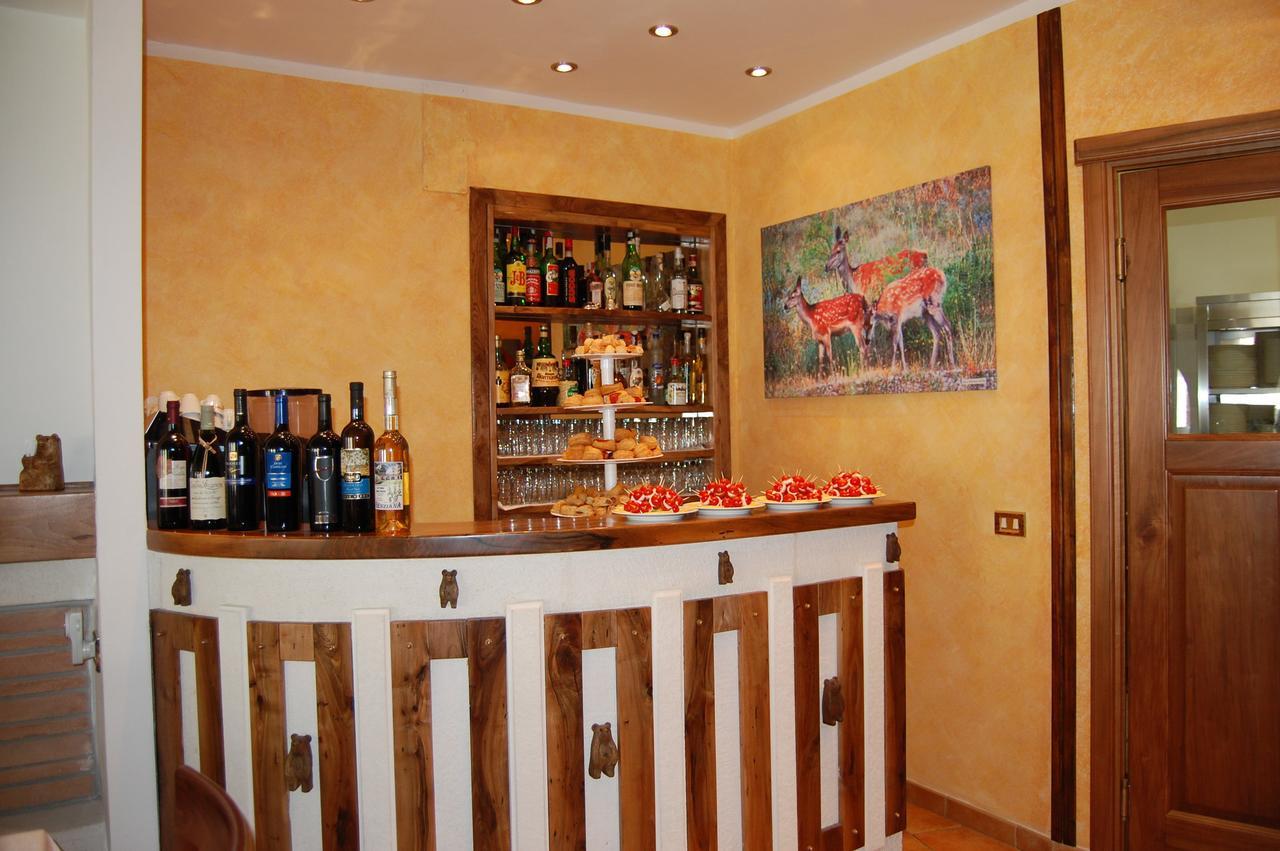 B&B La Tana Dell'Orso Villalago Ngoại thất bức ảnh